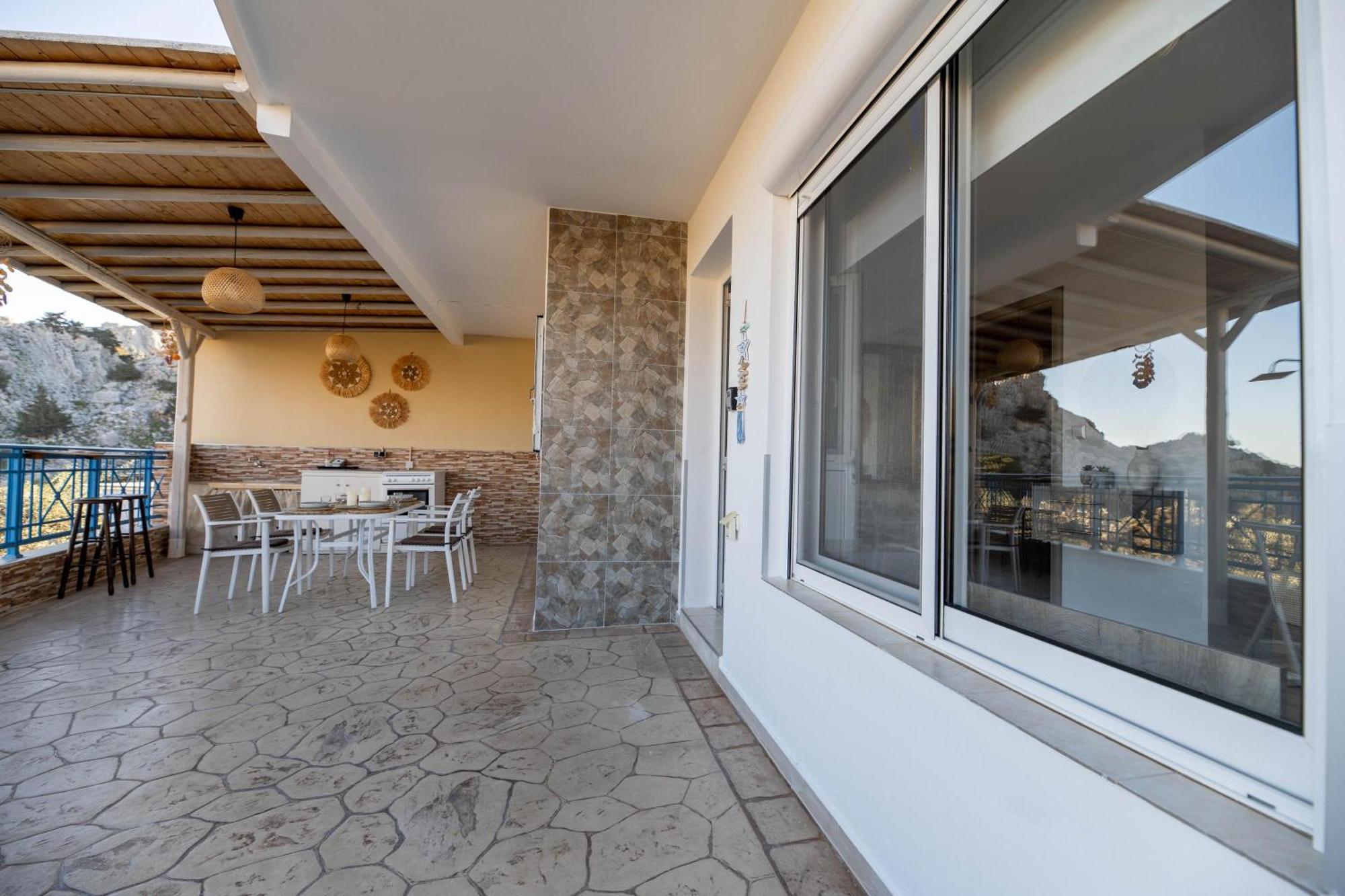 Aperanto Galazio Apartment Archangelos  Exterior photo